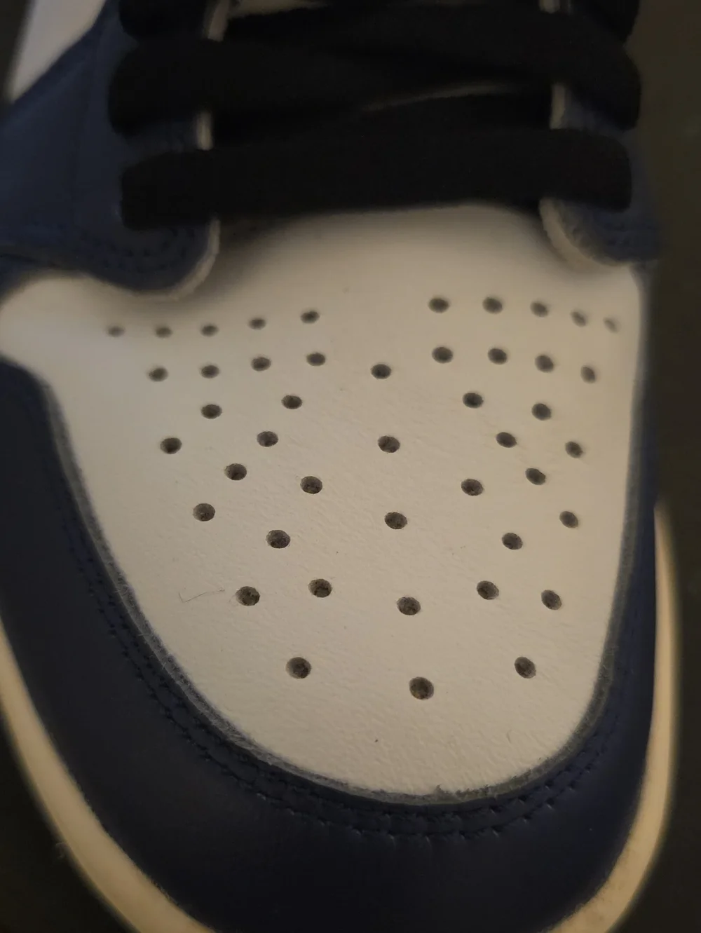 FOR SALE AIR JORDAN 1 RETRO HIGH OG 